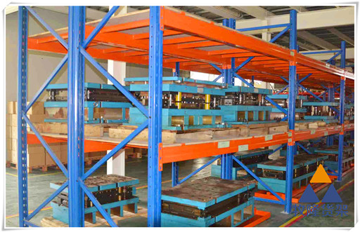 介绍仓储货架在机械工厂仓库中的应用
