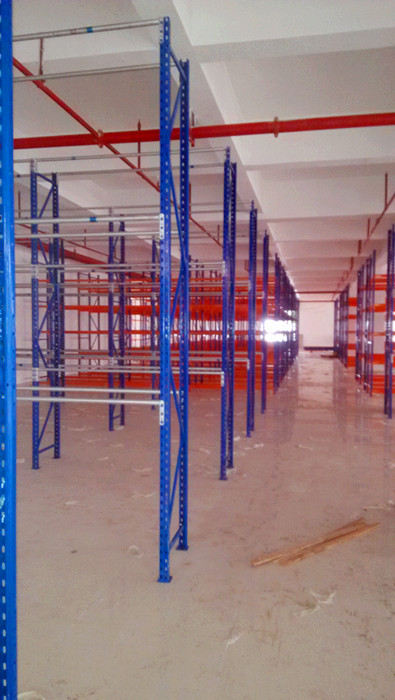 挂衣杆仓储货架